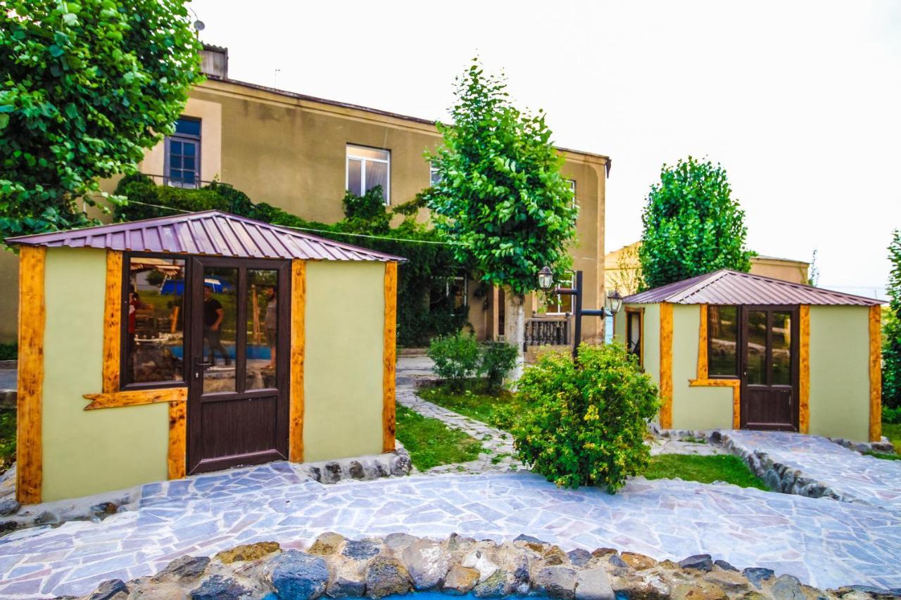 Oazis Hotel Noratus Kültér fotó