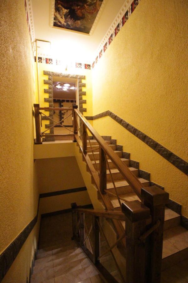 Oazis Hotel Noratus Kültér fotó