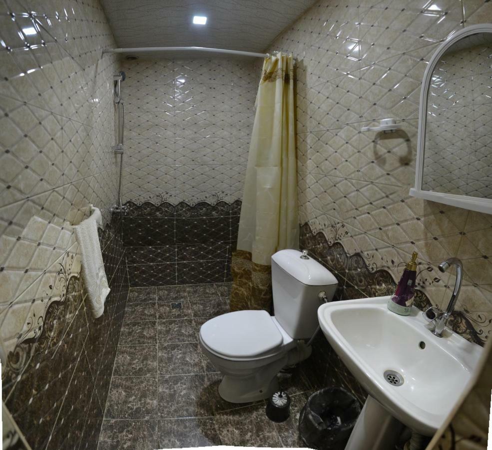 Oazis Hotel Noratus Kültér fotó